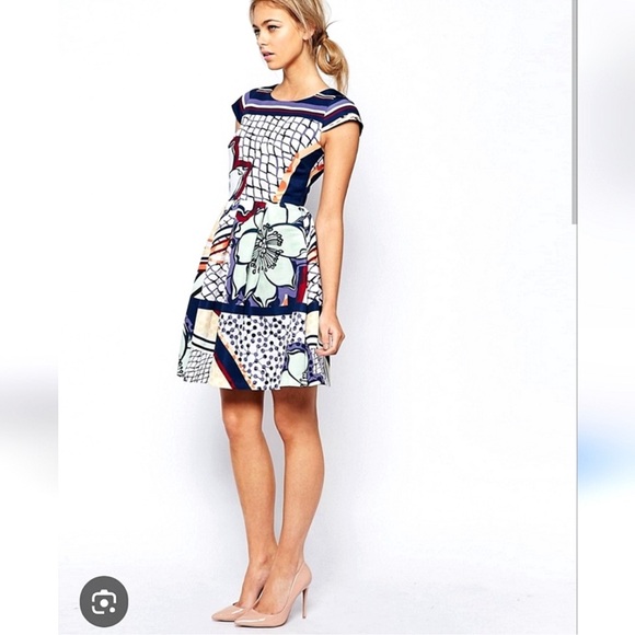 Ted Baker London Dresses & Skirts - Ted Baker London White and Blue Flutter Sleeve Mini Dress size 4 TB, USA= 8-10.